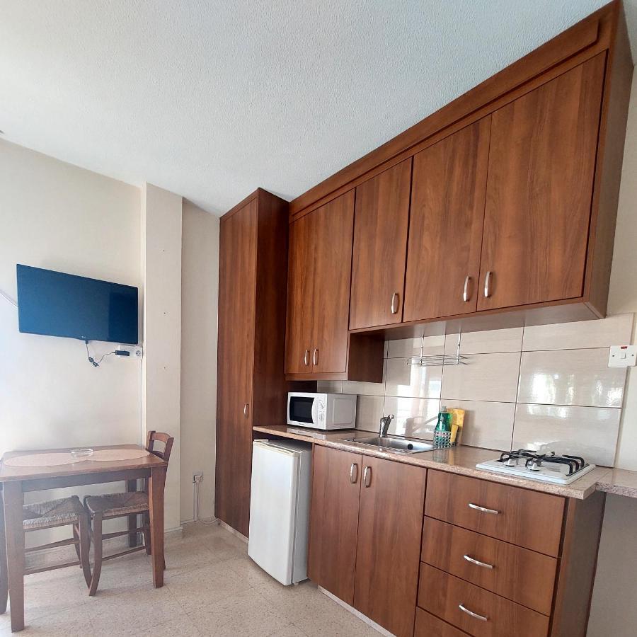 Estia Vasilis Manoli Apartamento Agia Napa Exterior foto