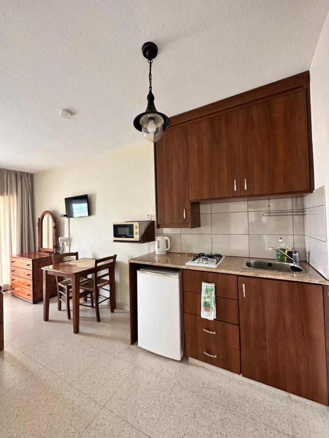 Estia Vasilis Manoli Apartamento Agia Napa Exterior foto